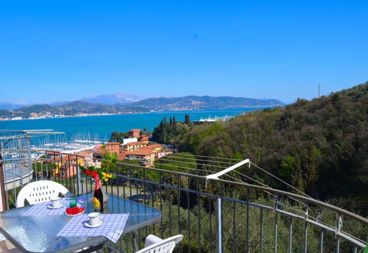 Wonderful Sea View - Terrace And Parking Apartamento Fezzano  Exterior foto