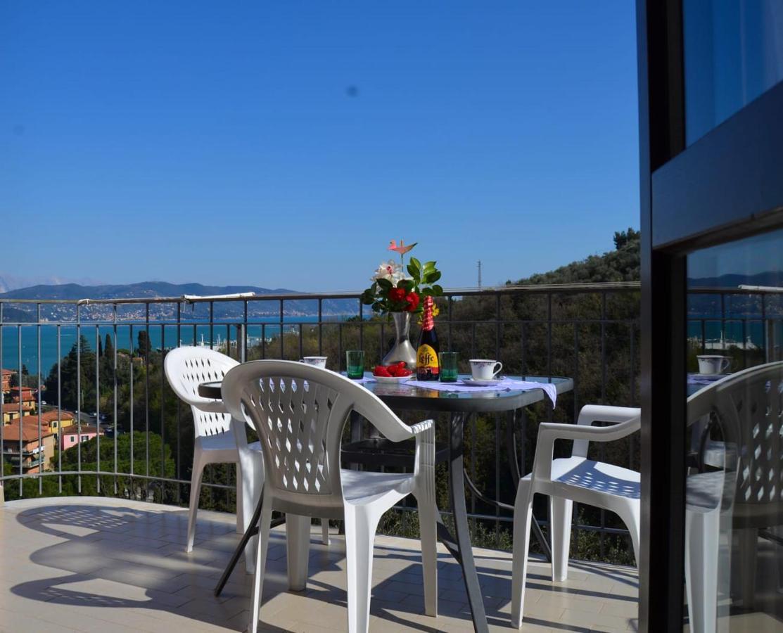 Wonderful Sea View - Terrace And Parking Apartamento Fezzano  Exterior foto